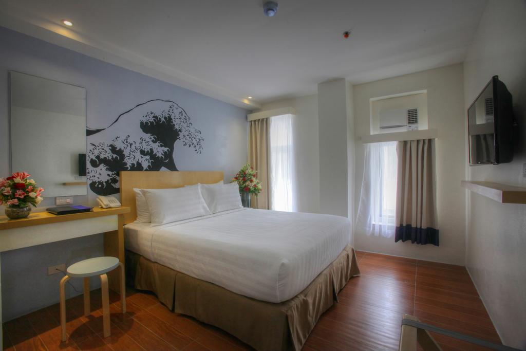 Fersal Hotel Makati Avenue Makati City Exterior photo